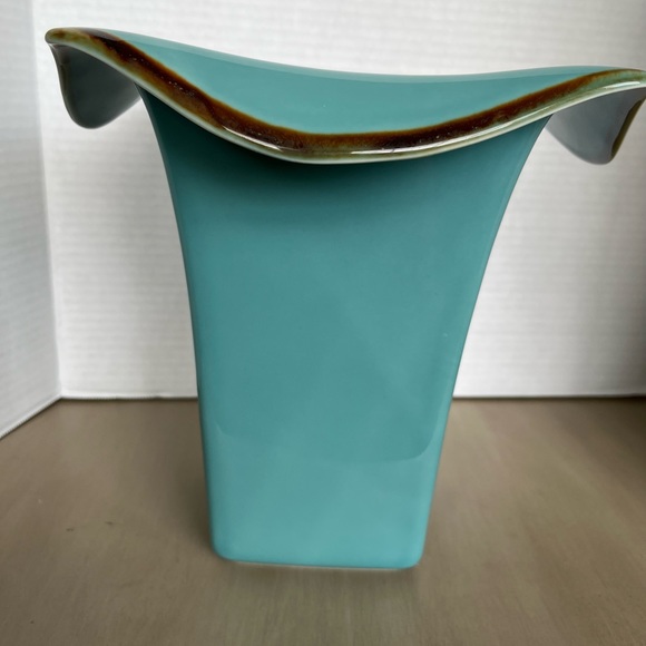 Southern Living At Home Other - Southern Living at Home 9" Tall Tuscan Vase